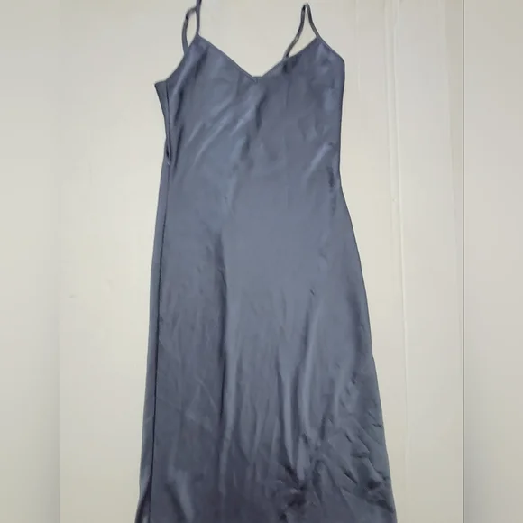 ARITZIA Wilfred Satin Slip Dress - Picture 4 of 15